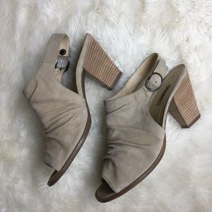 Paul Green Cream Nubbuck Leather Sandal